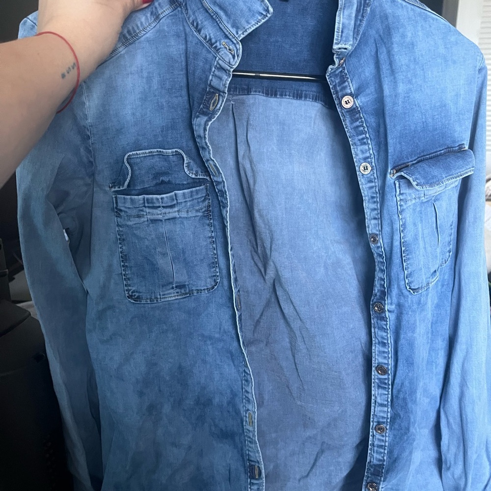 Casual Blue Denim Shirt with Pockets